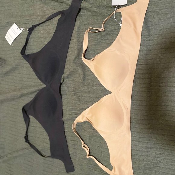 Seamless Lingerie Bras - Size L , multiple colors - Picture 1 of 5